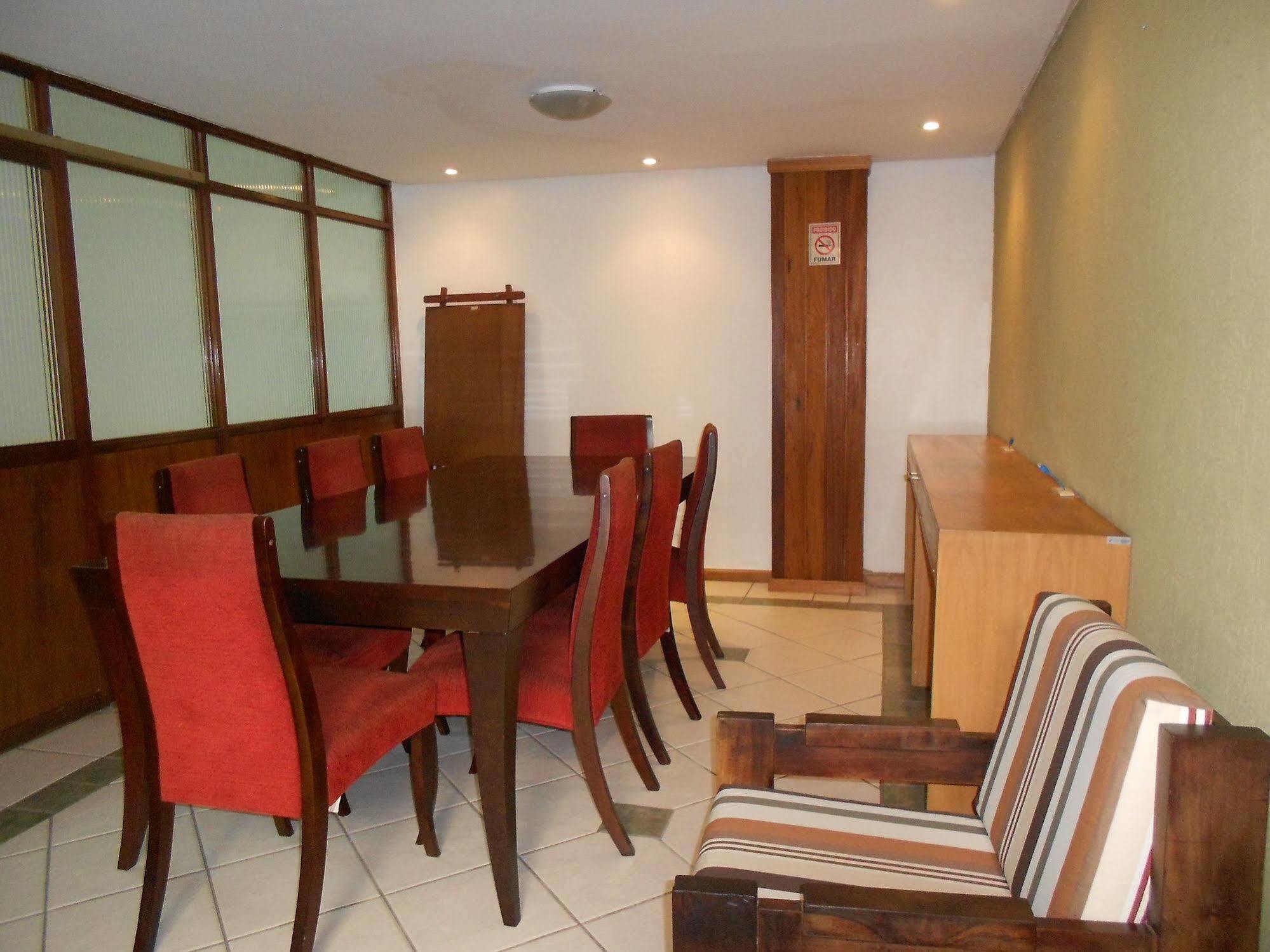 Colossi Hotel Порту Алегри Екстериор снимка