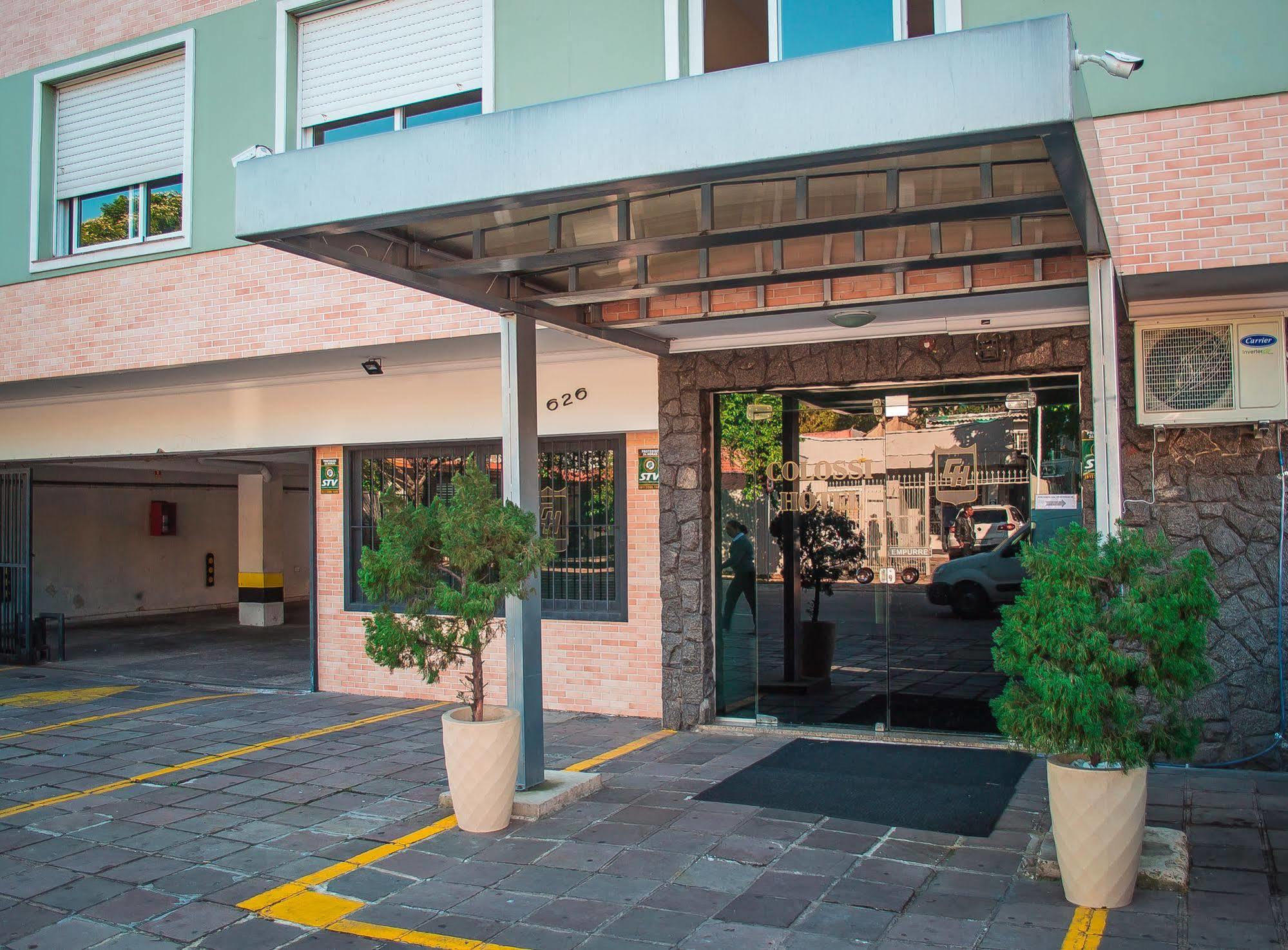 Colossi Hotel Порту Алегри Екстериор снимка