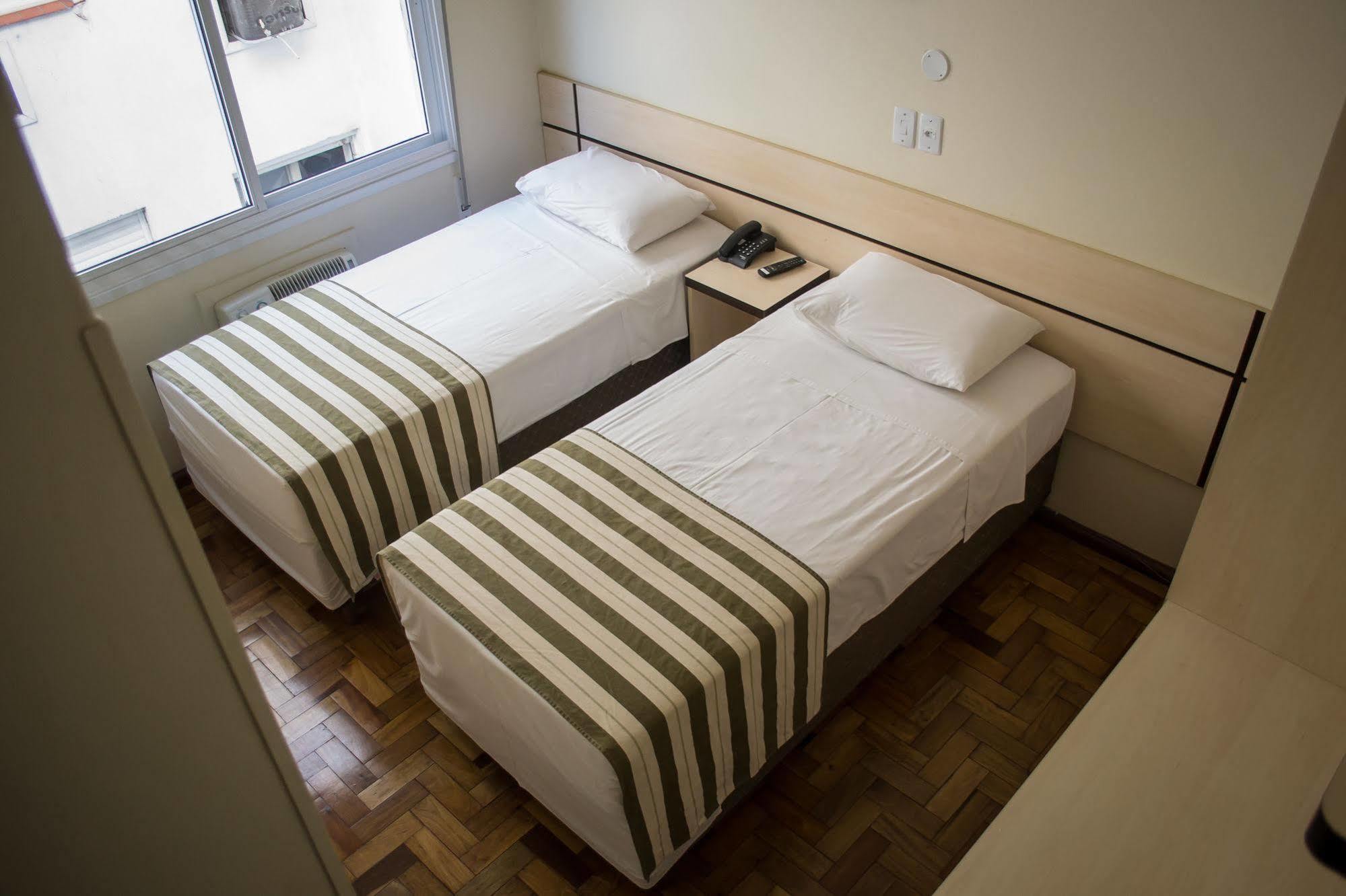 Colossi Hotel Порту Алегри Екстериор снимка